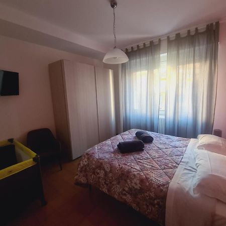 P In Centro Apartman Sestri Levante Kültér fotó